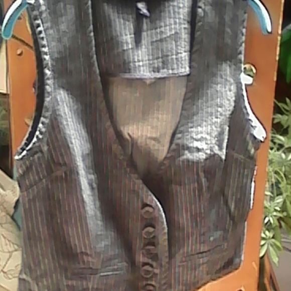 Jean vest - Picture 2 of 3